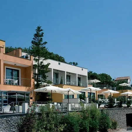Relais Paradiso מלון 5*