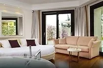 Relais Paradiso מלון 5*