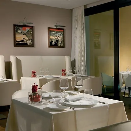 Relais Paradiso מלון 5*