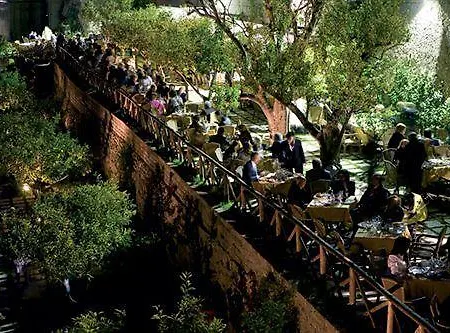 Relais Paradiso Szálloda 5*