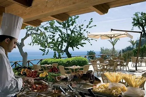 Relais Paradiso Hotel 5*