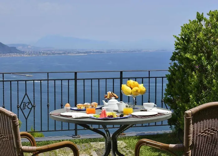 Relais Paradiso Hotel